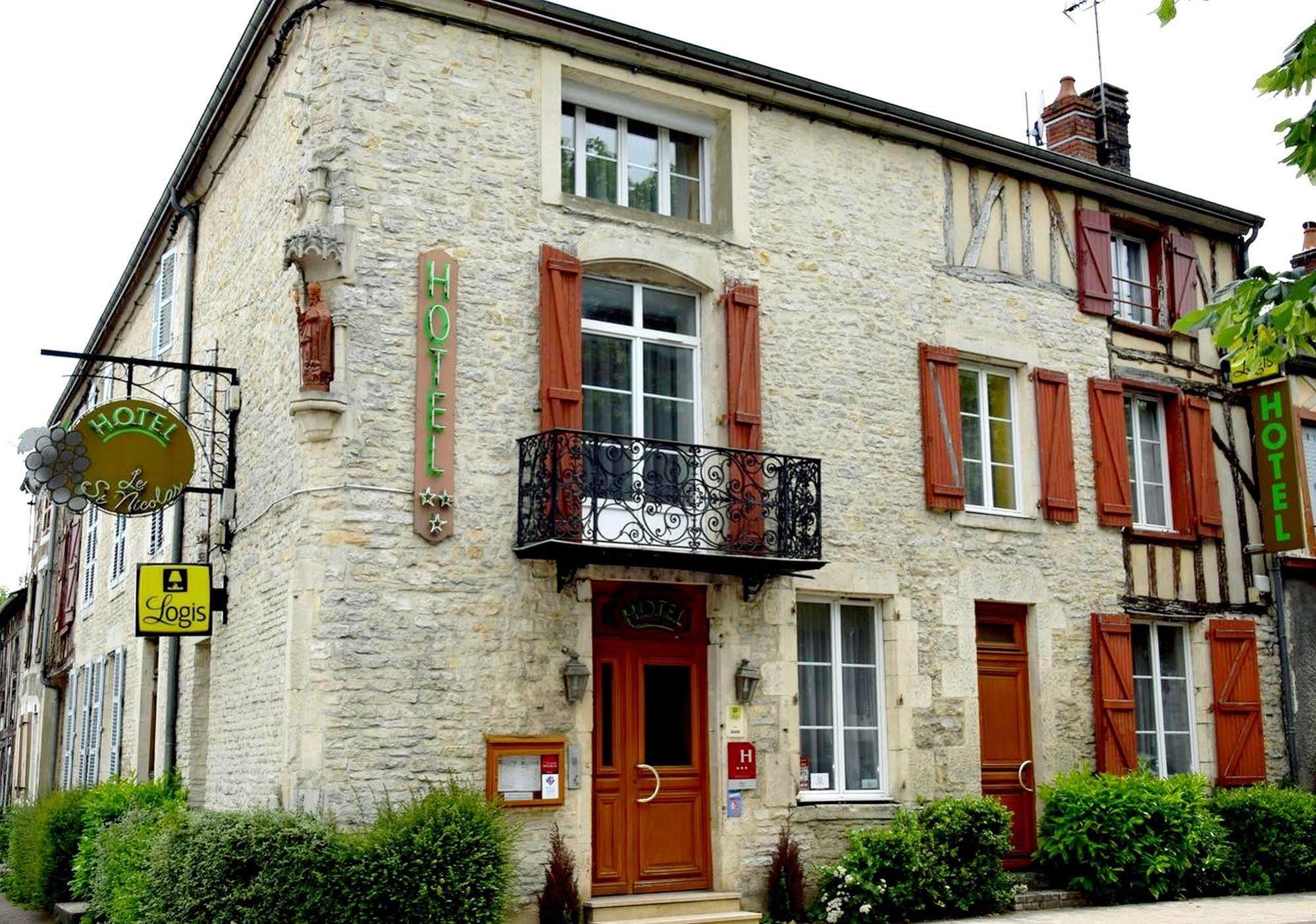 Logis Le Saint Nicolas 바쉬르오베 외부 사진